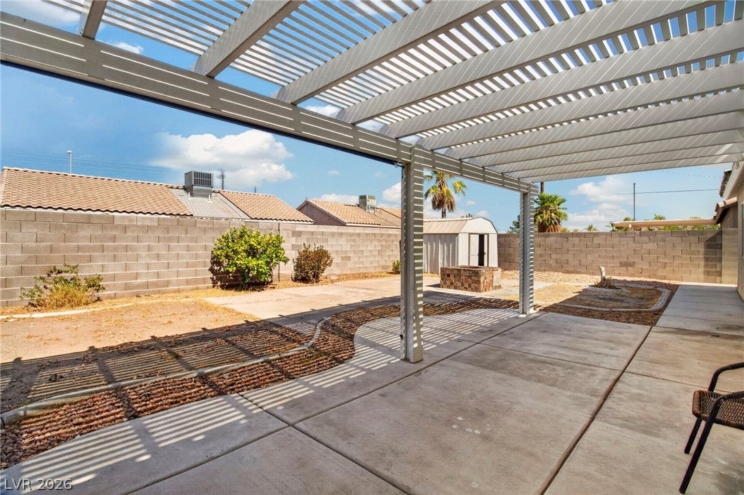 381 Papaya Place Property Photo 32