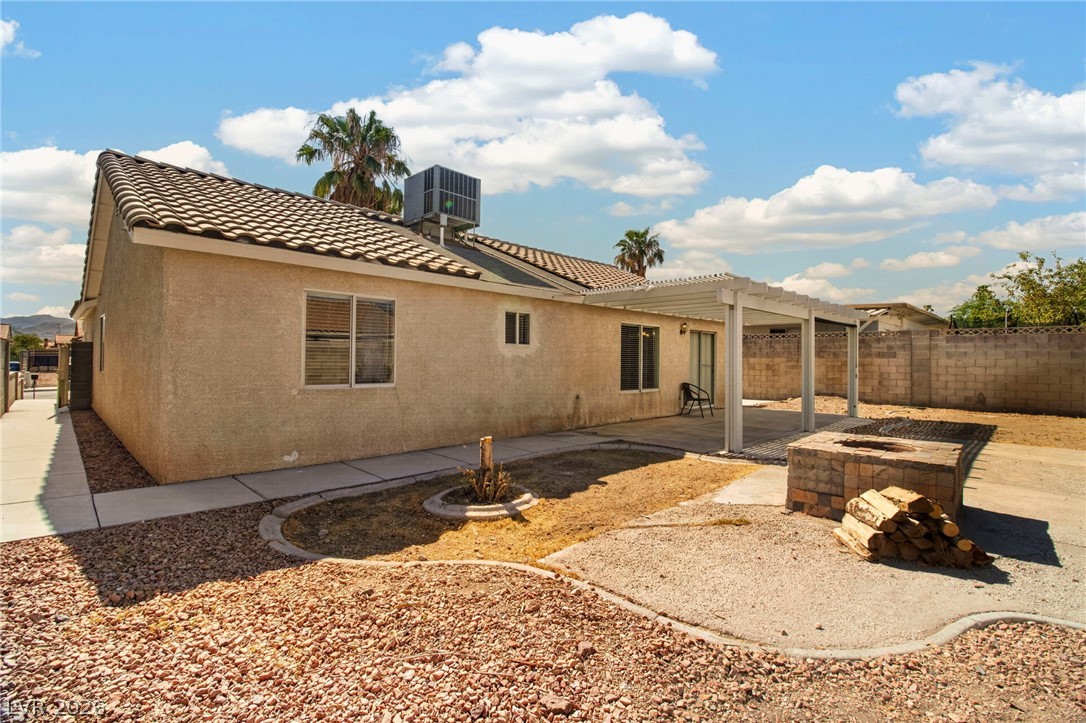 381 Papaya Place Property Photo 33