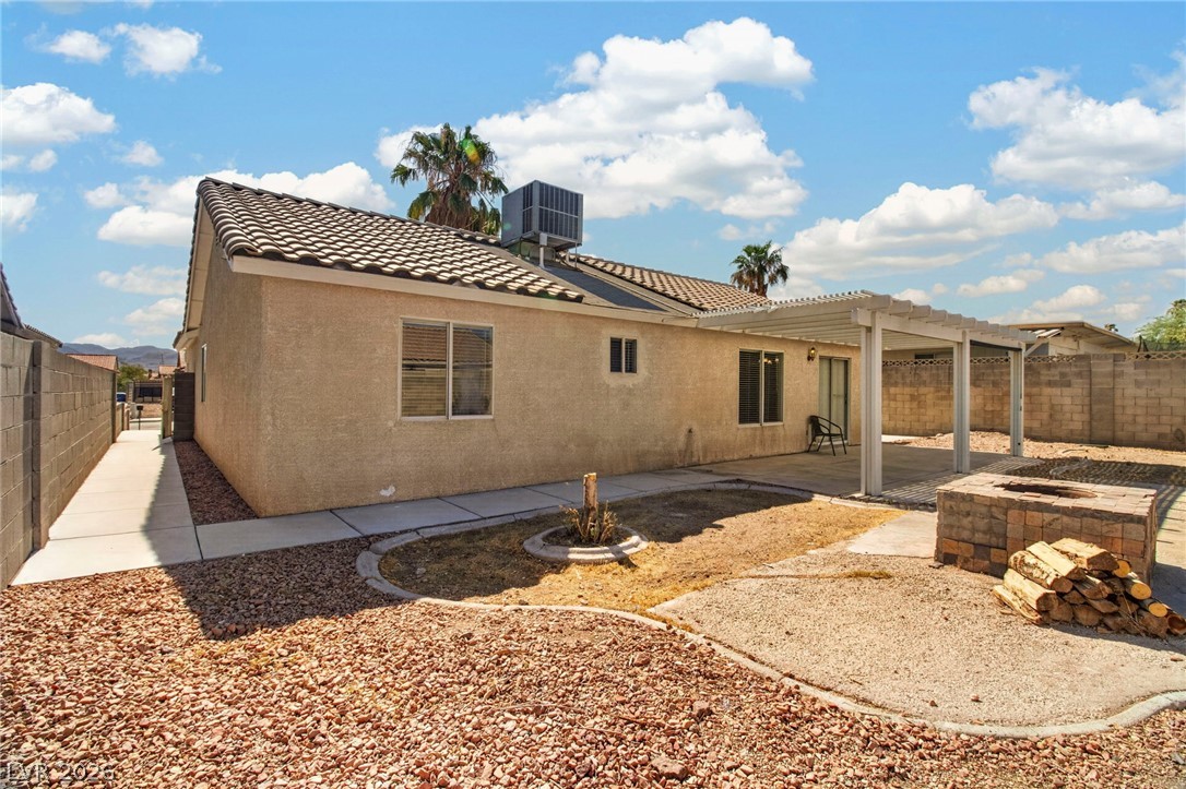 381 Papaya Place Property Photo 34