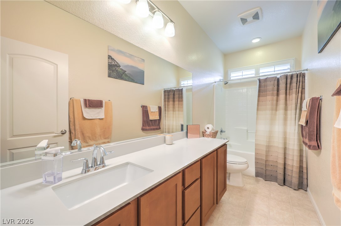 6426 Emerson Gardens Street Property Photo 23