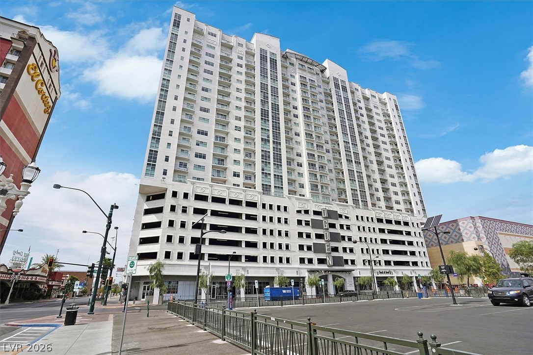 150 Las Vegas Boulevard 1501 Property Photo 1