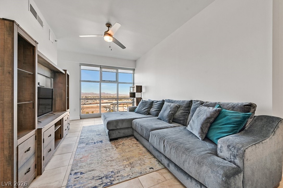 150 Las Vegas Boulevard 1501 Property Photo 9