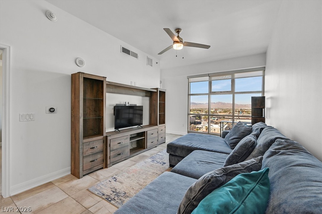 150 Las Vegas Boulevard 1501 Property Photo 10