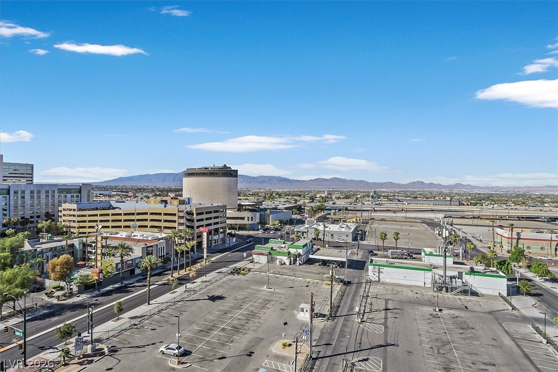 150 Las Vegas Boulevard 1501 Property Photo 11