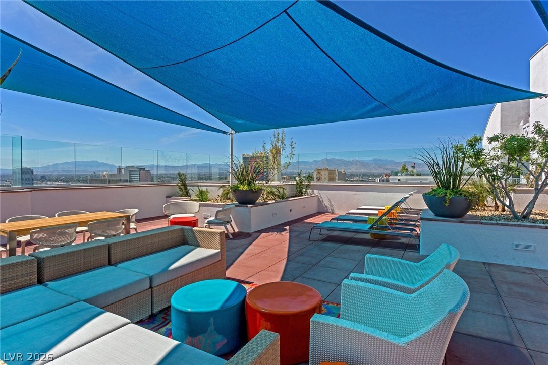 150 Las Vegas Boulevard 1501 Property Photo 26