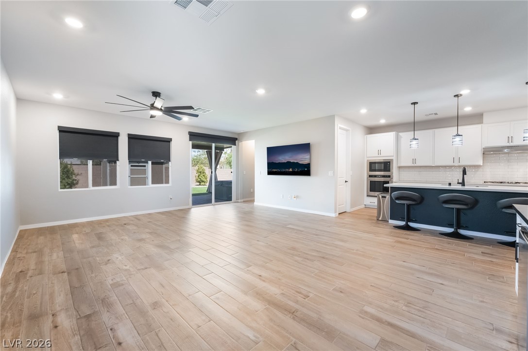 8663 Bench Street Property Photo 4