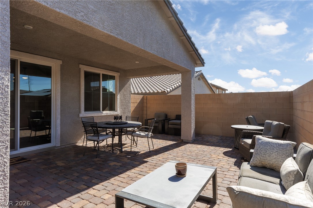 10925 Cilantro Avenue Property Photo 17