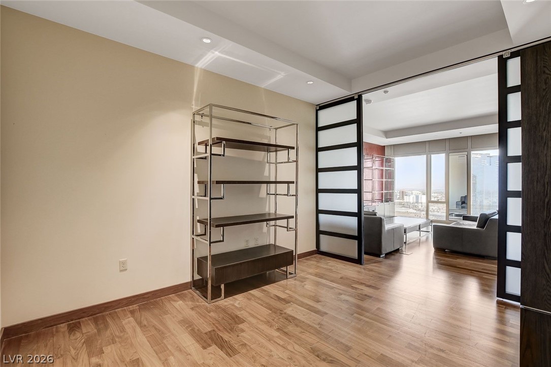 3750 South Las Vegas Boulevard 2707 Property Photo 5