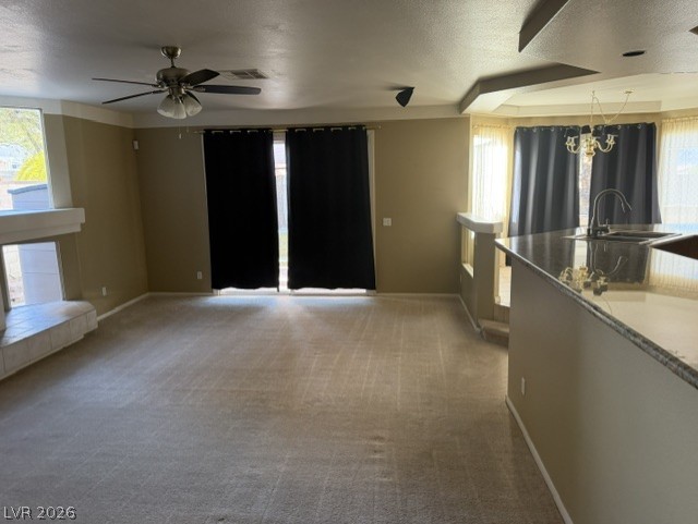 8640 Castle Hill Avenue Property Photo 4