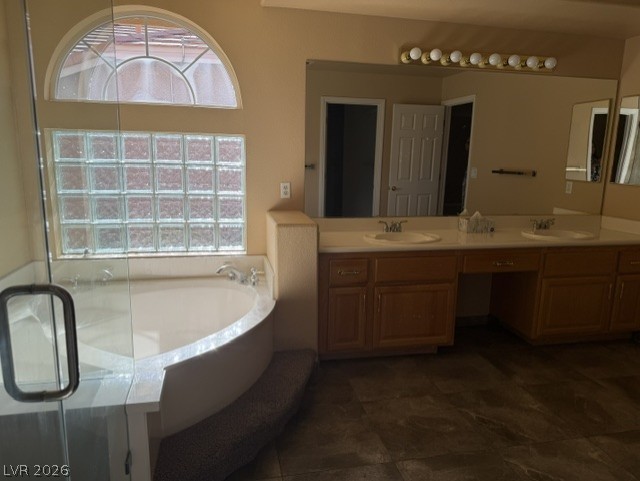 8640 Castle Hill Avenue Property Photo 31