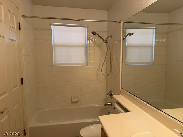 8640 Castle Hill Avenue Property Photo 39