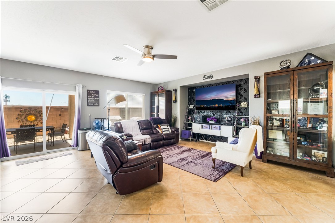 8120 Celina Hills Street Property Photo 5