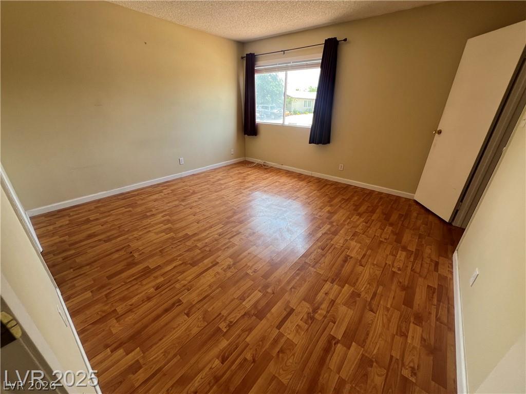 6430 Alomar Avenue Property Photo 11
