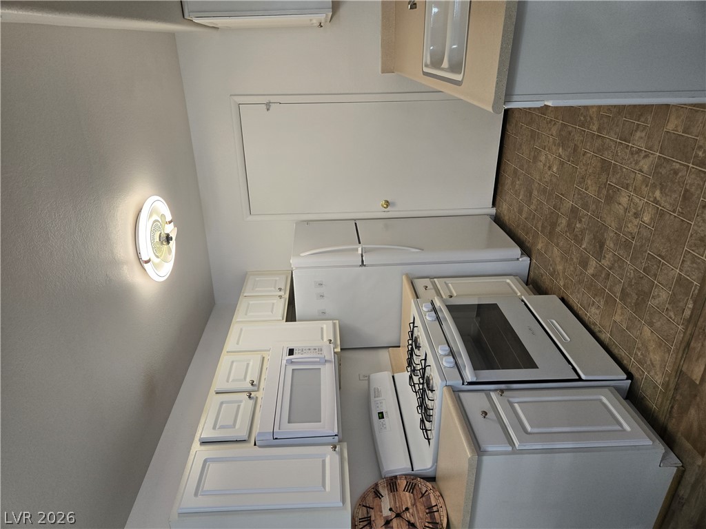 2120 Ramrod Avenue 417 Property Photo 6