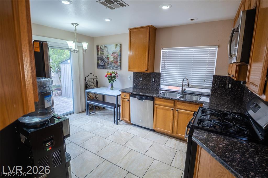 805 Old Mine Creek Lane Property Photo 11