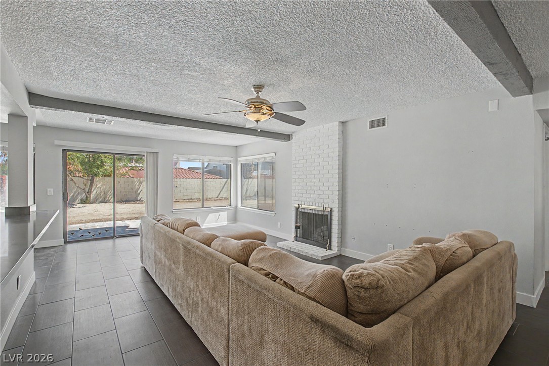 1884 Roxbury Lane Property Photo 21