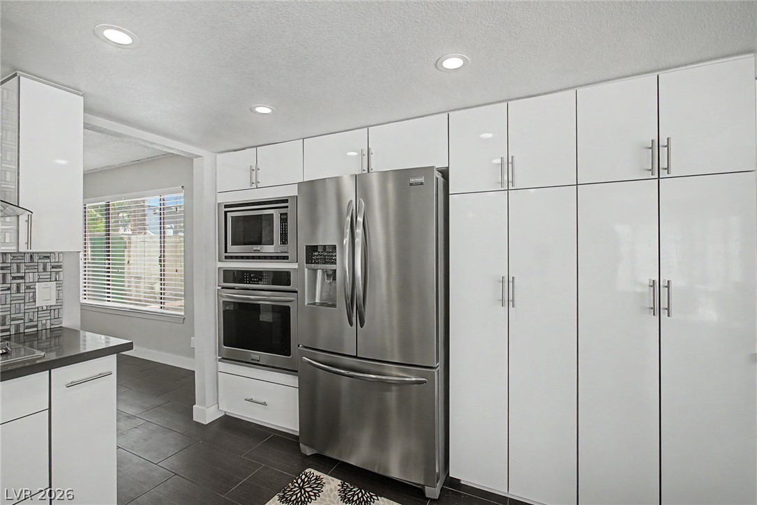 1884 Roxbury Lane Property Photo 31