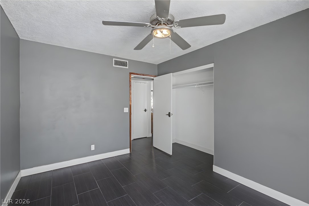 1884 Roxbury Lane Property Photo 38