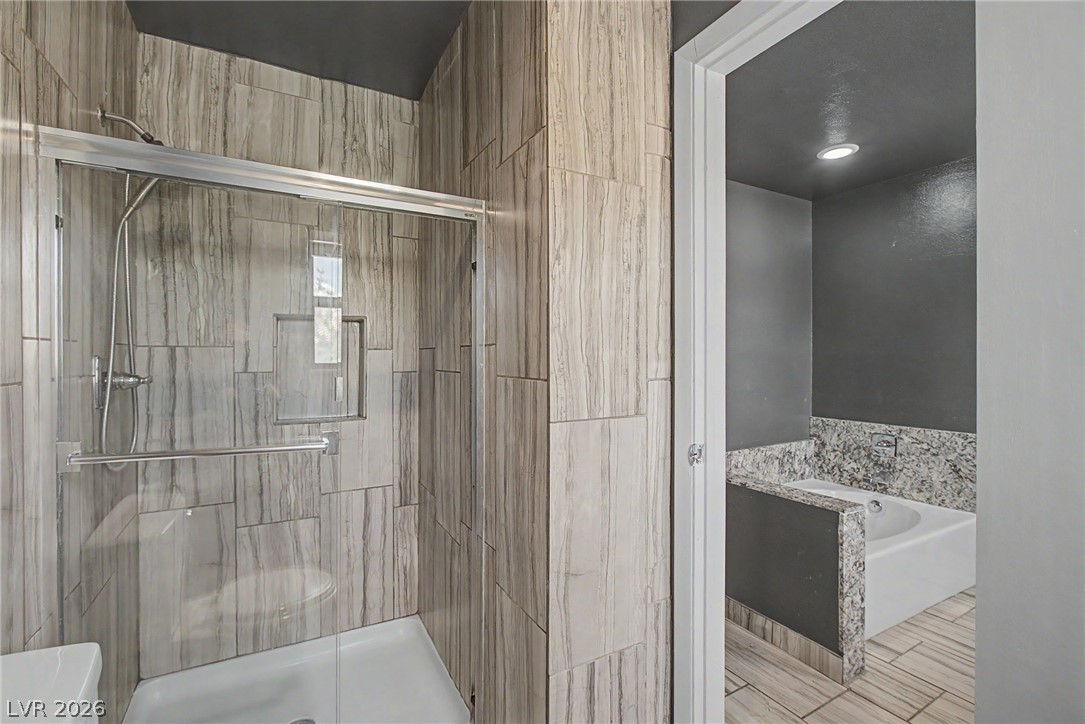 1884 Roxbury Lane Property Photo 64