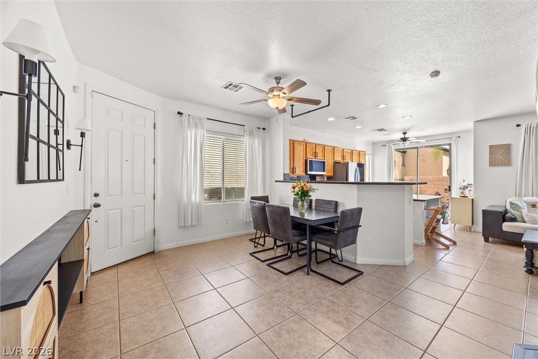 6476 Raven Hall Street Property Photo 3