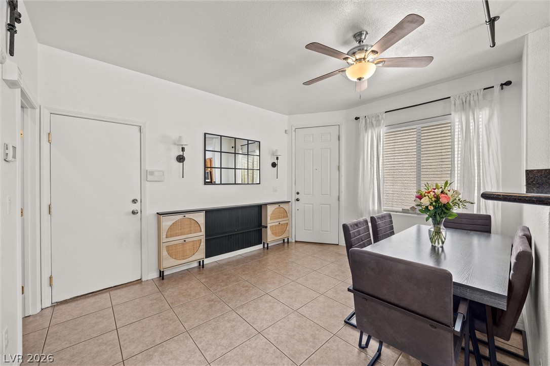 6476 Raven Hall Street Property Photo 4