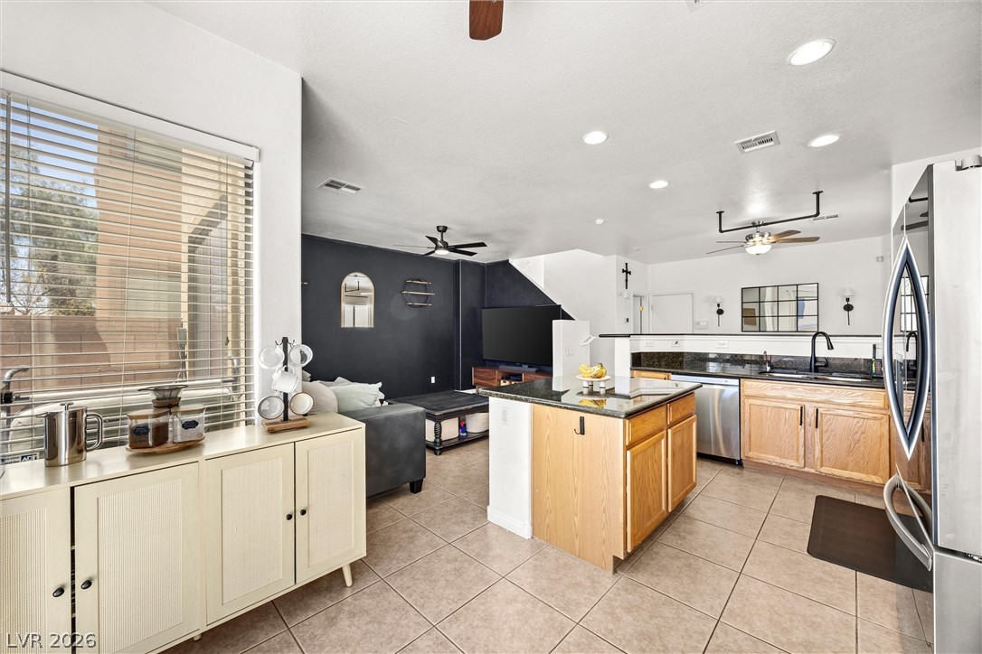 6476 Raven Hall Street Property Photo 8