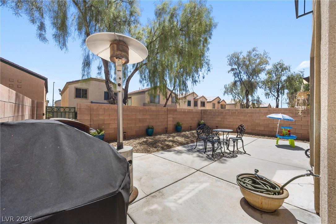 6476 Raven Hall Street Property Photo 29
