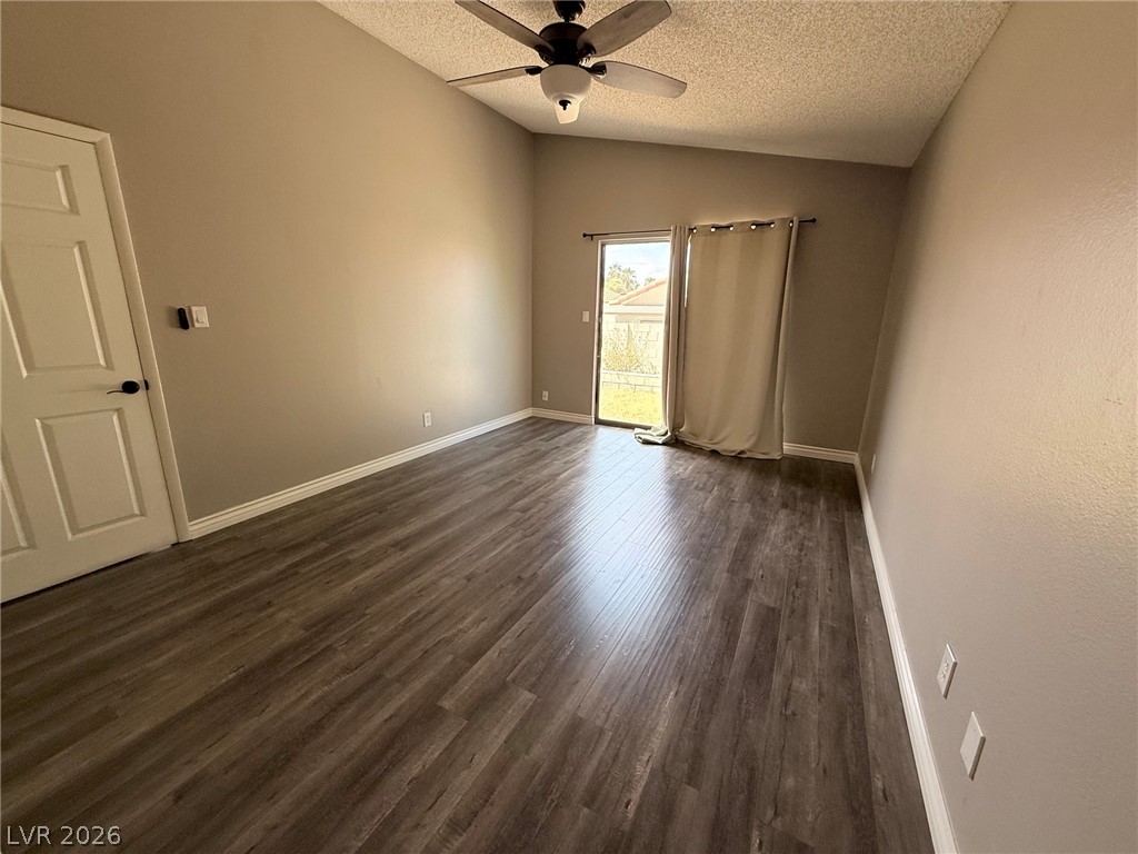 8404 Mulcahy Avenue Property Photo 9