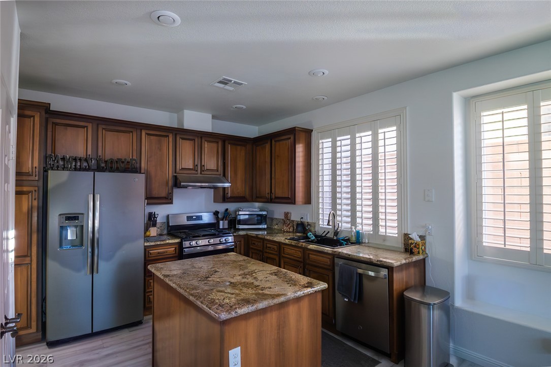 340 Summer Palace Way Property Photo 4