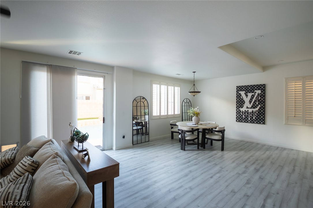 340 Summer Palace Way Property Photo 10