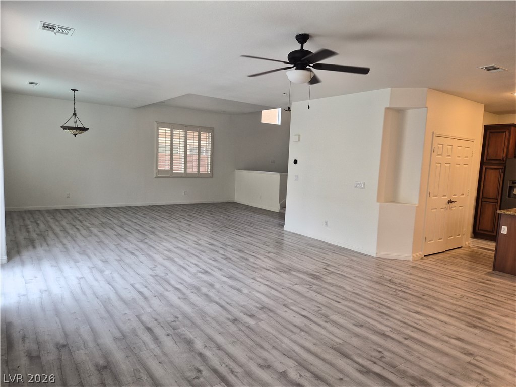 340 Summer Palace Way Property Photo 11