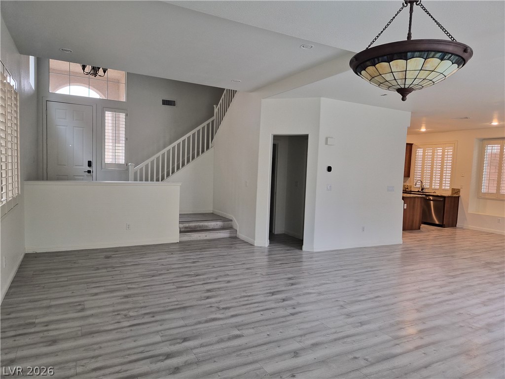 340 Summer Palace Way Property Photo 12