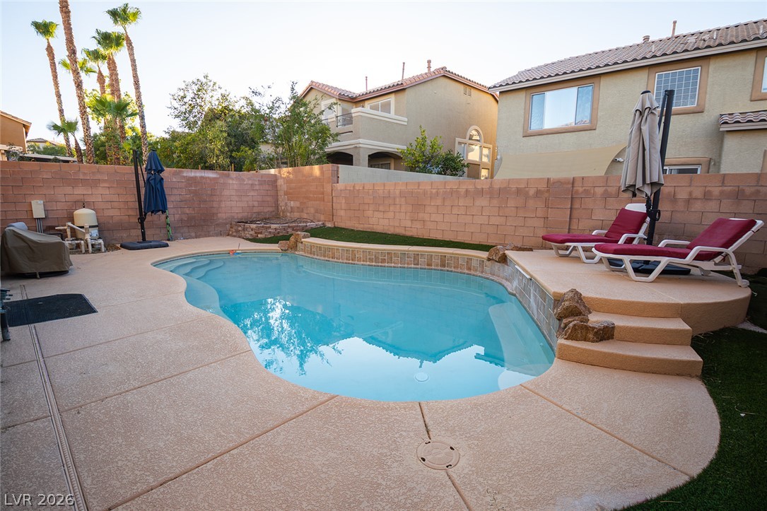 340 Summer Palace Way Property Photo 15