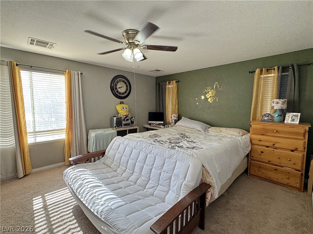 6041 Glenborough Street Property Photo 15