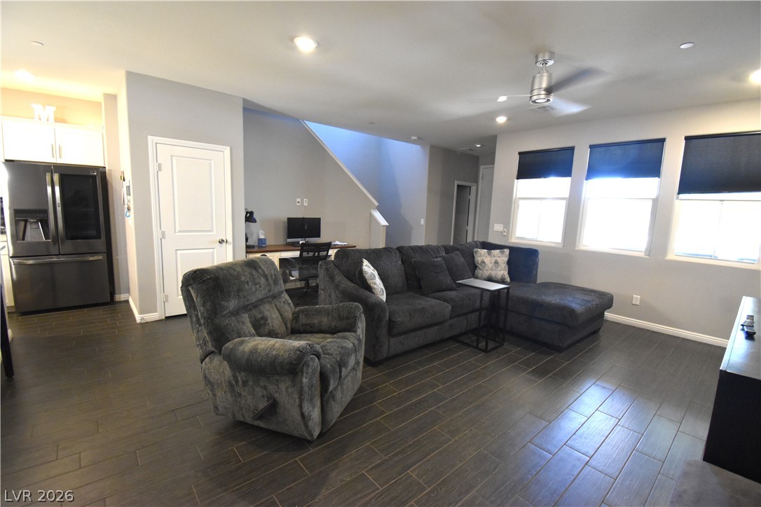 2878 Via Firenze Property Photo 4