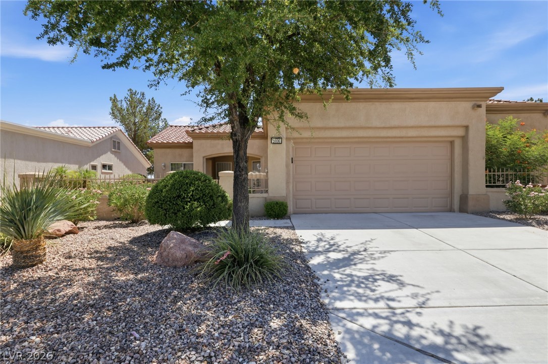 2406 Spring Water Drive Property Photo 2