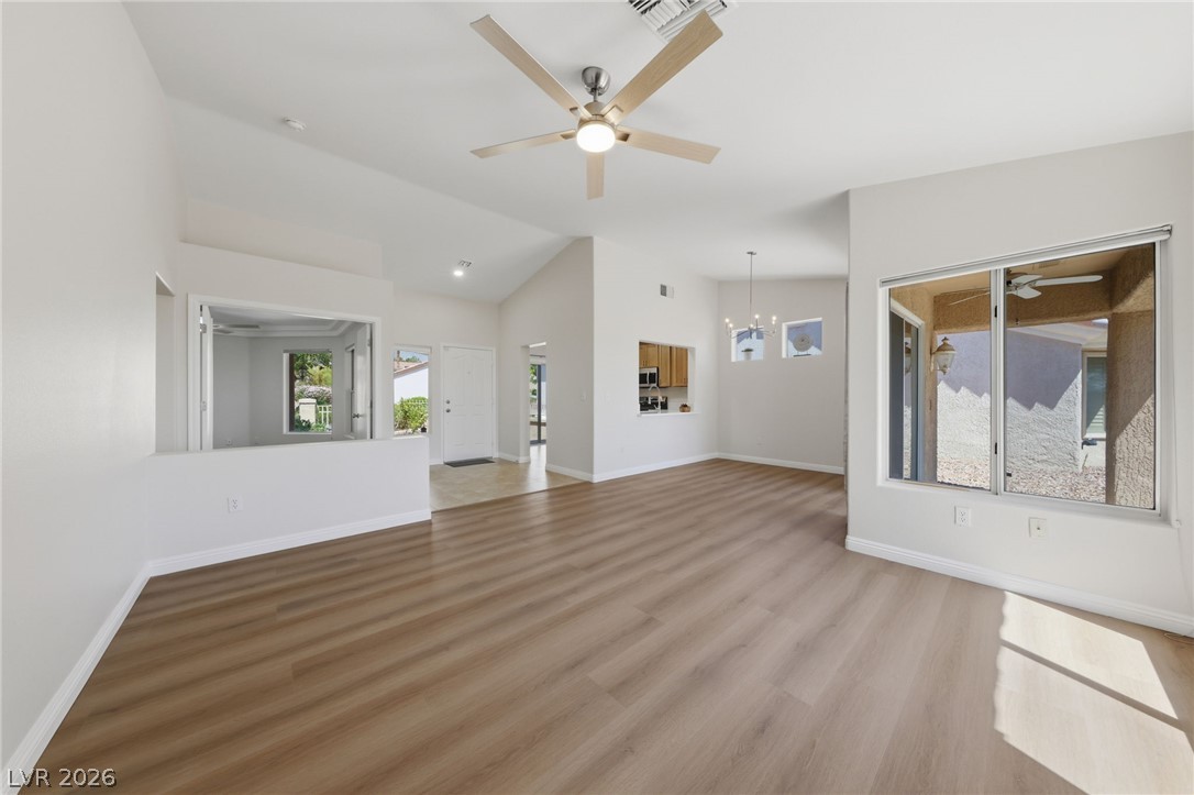 2406 Spring Water Drive Property Photo 10