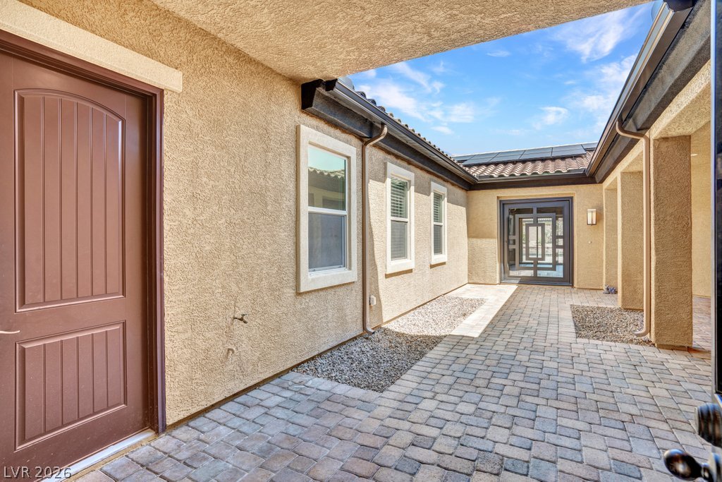 10360 Mystic Ledge Court Property Photo 5