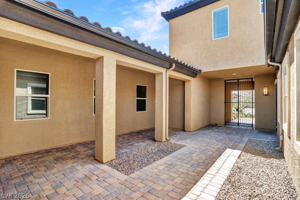 10360 Mystic Ledge Court Property Photo 6