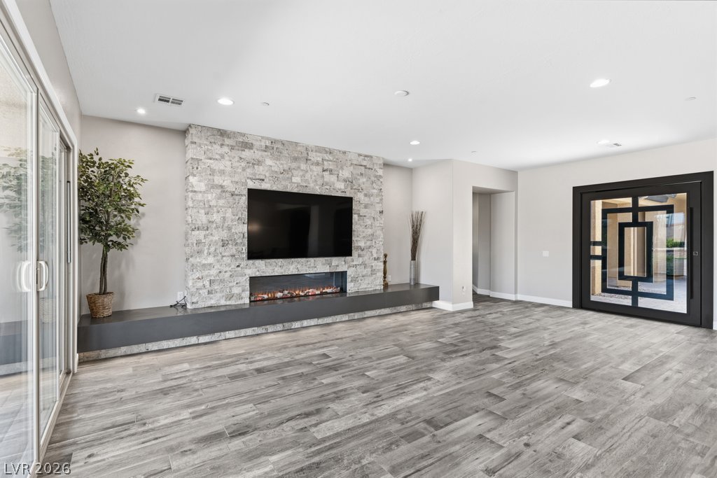 10360 Mystic Ledge Court Property Photo 13