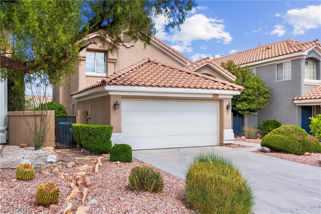 1432 Desert Hills Drive Property Photo 1