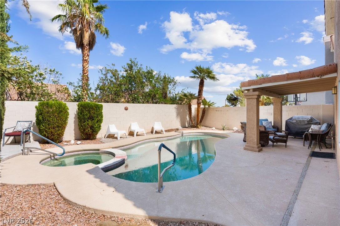 1432 Desert Hills Drive Property Photo 42