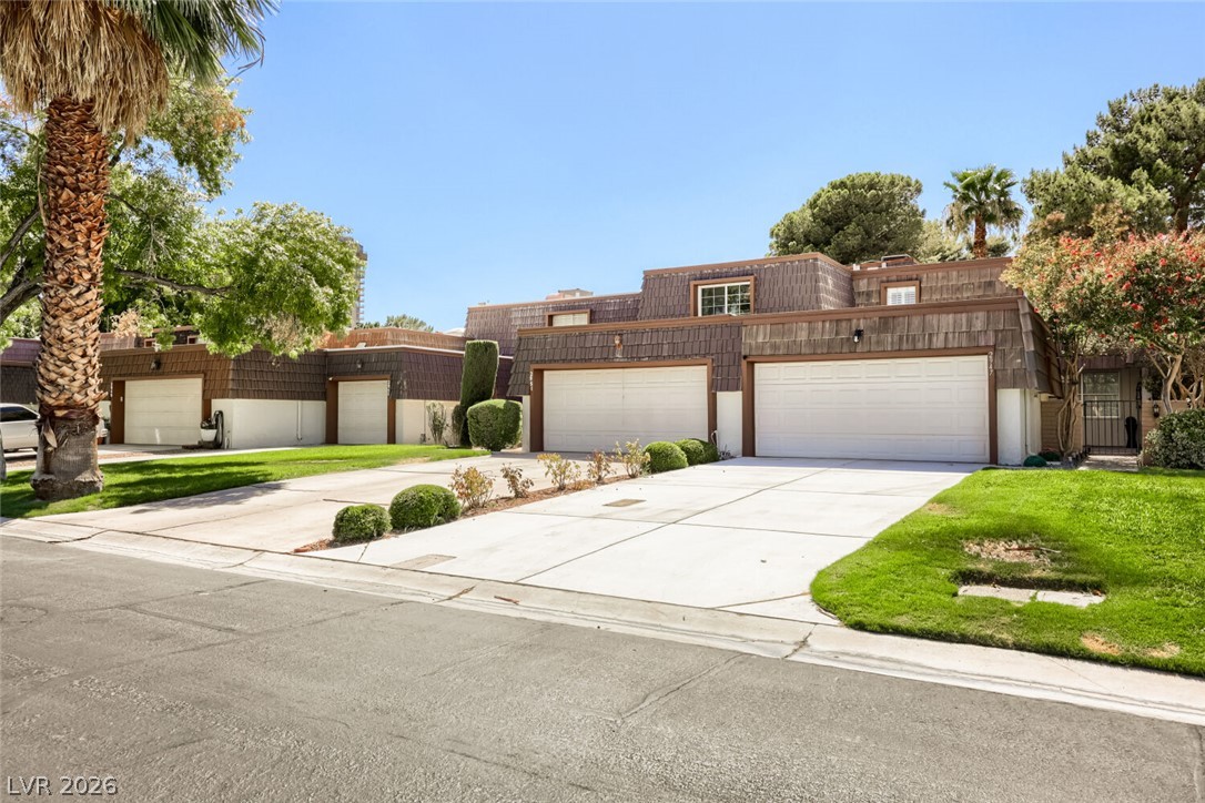 2951 Pinehurst Drive Property Photo 44