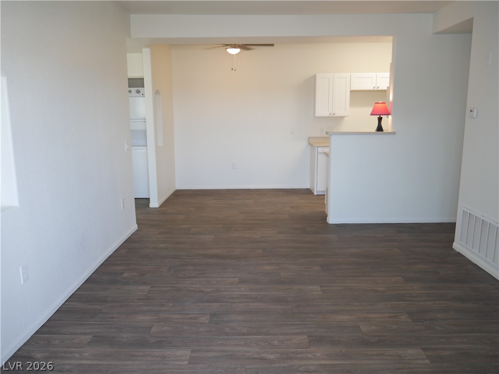 2803403 Property Photo 3