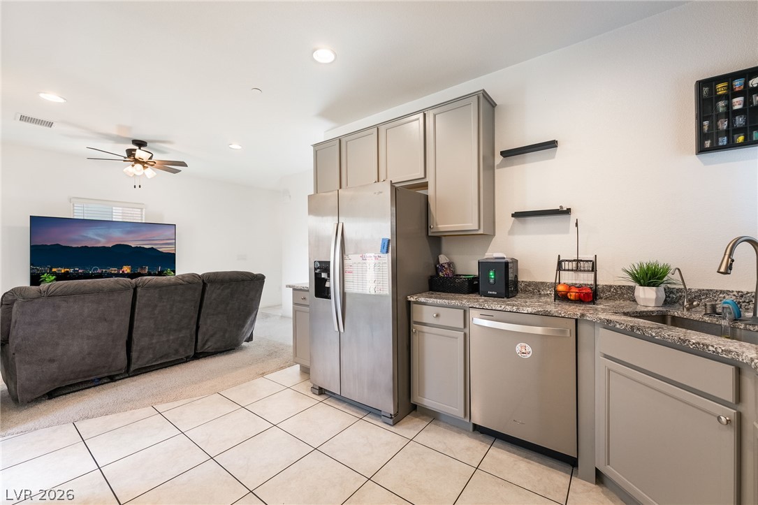 88 Golden Aria Avenue Property Photo 7