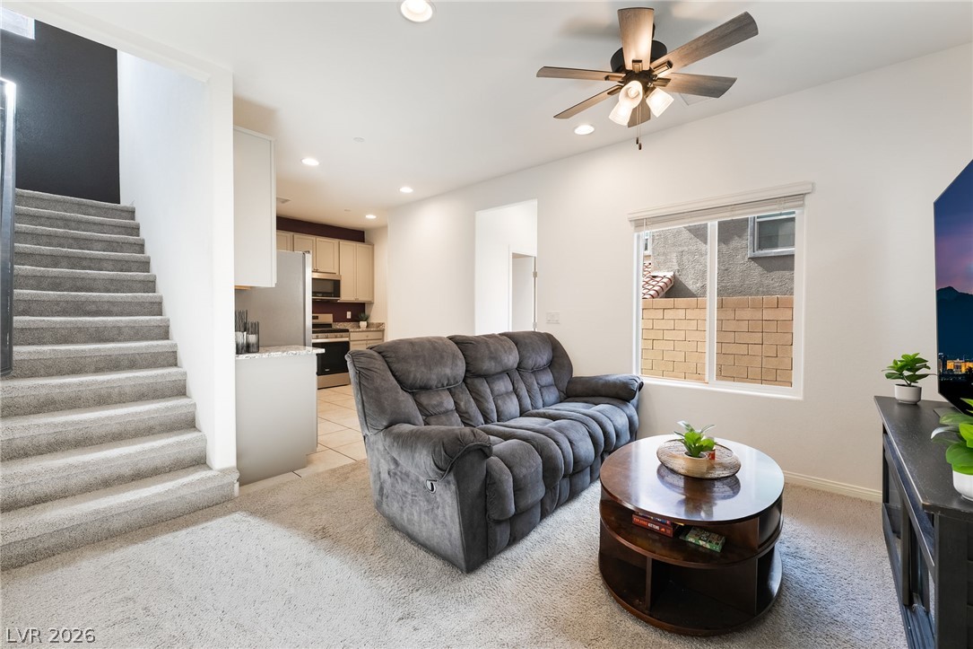 88 Golden Aria Avenue Property Photo 11