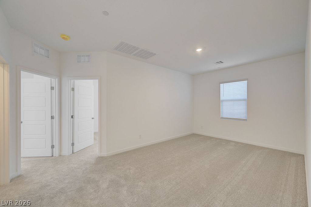 553 Preston Crest Street Property Photo 8
