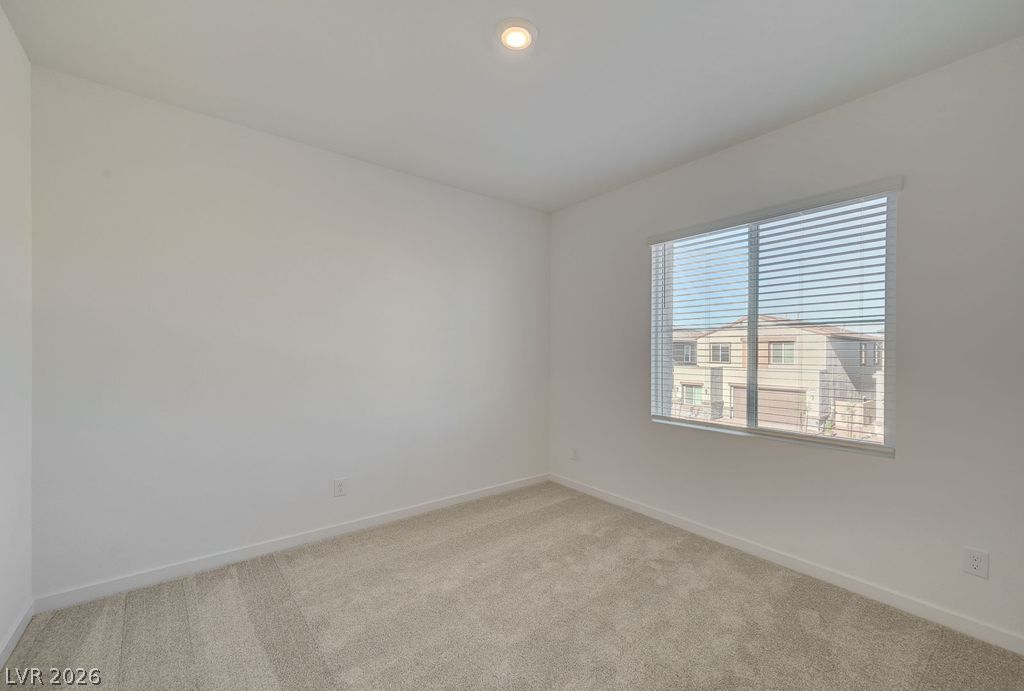 553 Preston Crest Street Property Photo 13