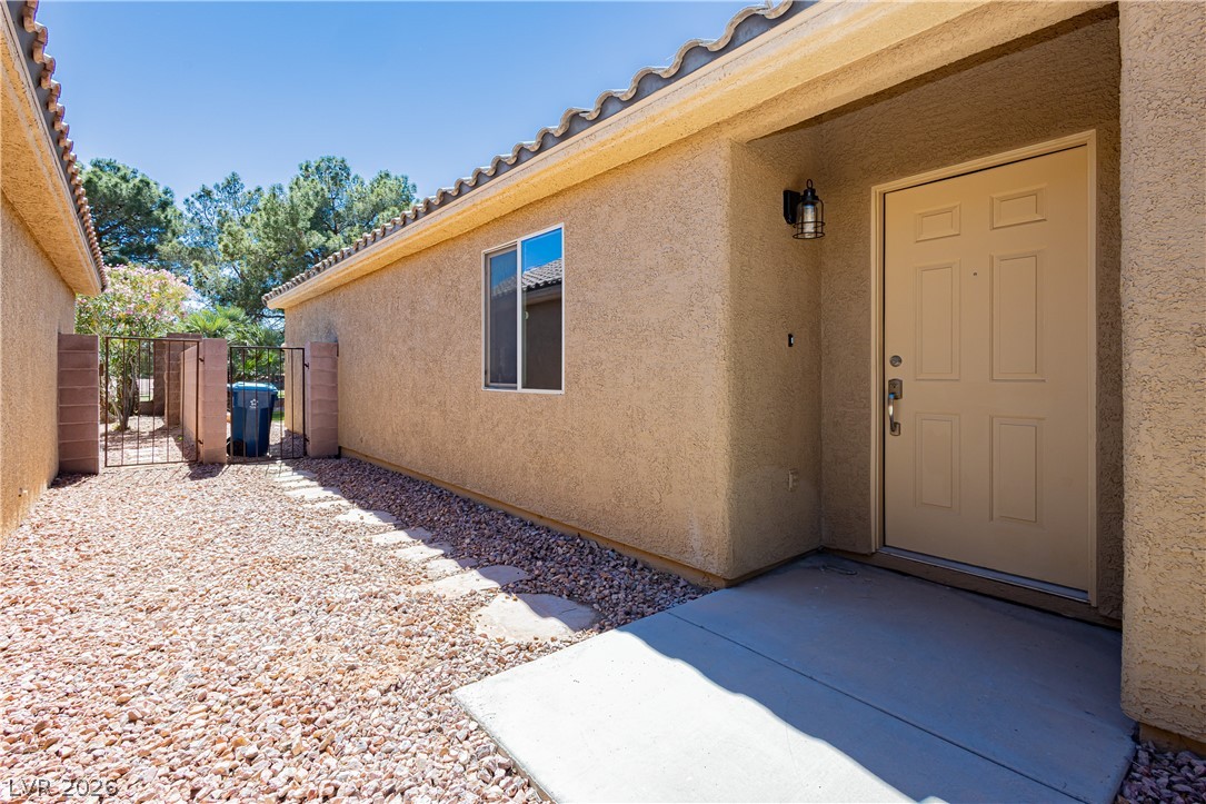 5657 Harbour Pointe Avenue Property Photo 3