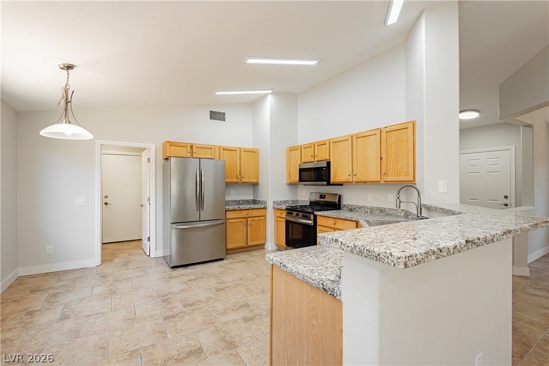 5657 Harbour Pointe Avenue Property Photo 7